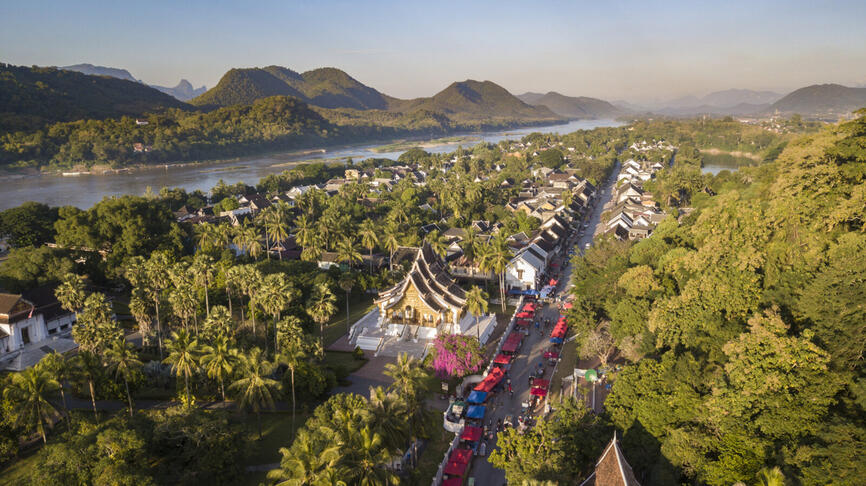 @Istock - Marcin Kilarski Vue sur Luang Prabang